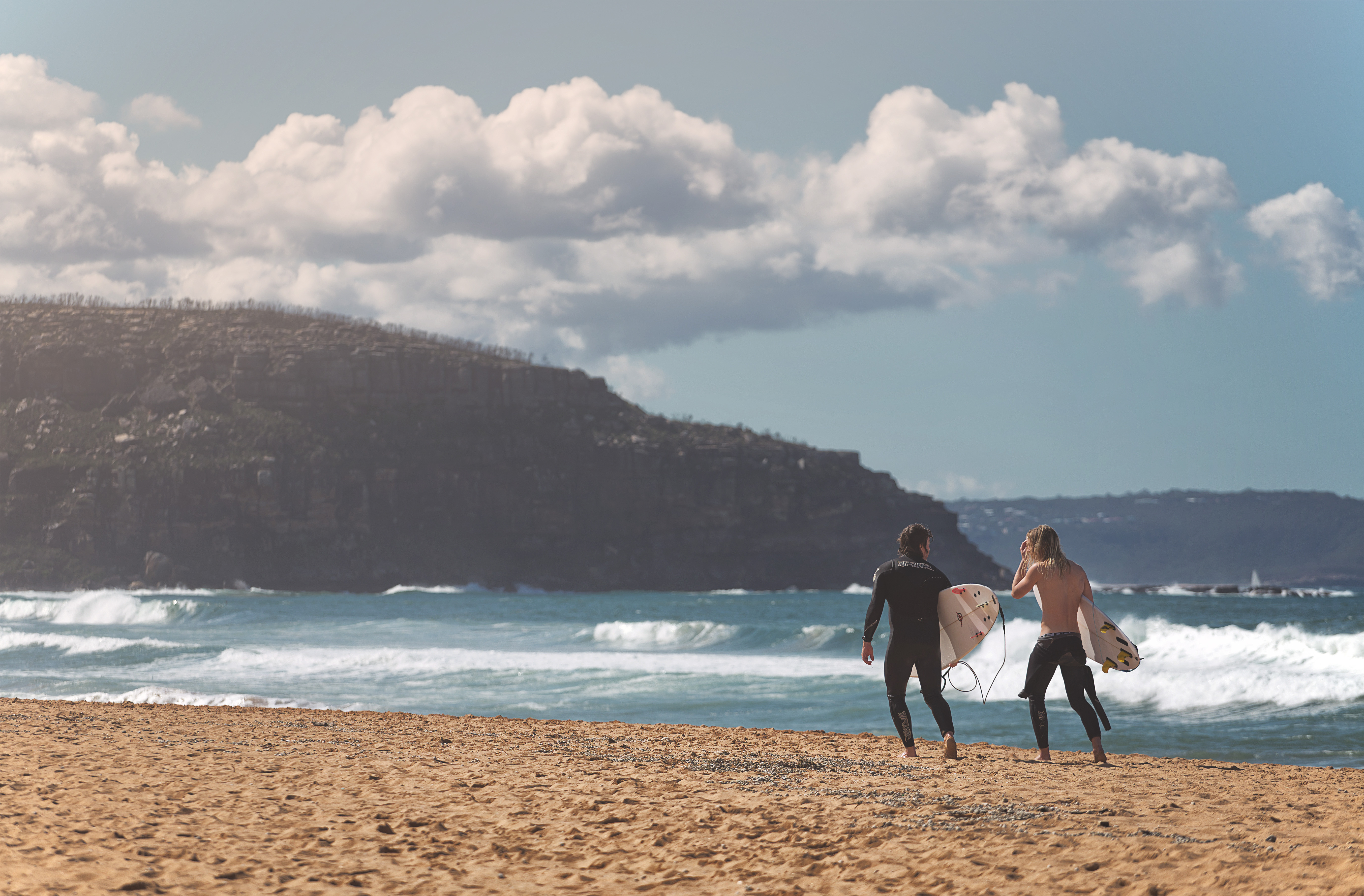 7 Best Surfing Spots in the World